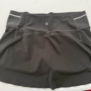 Athleta green Women's Athletic Skort with Reflective Trim